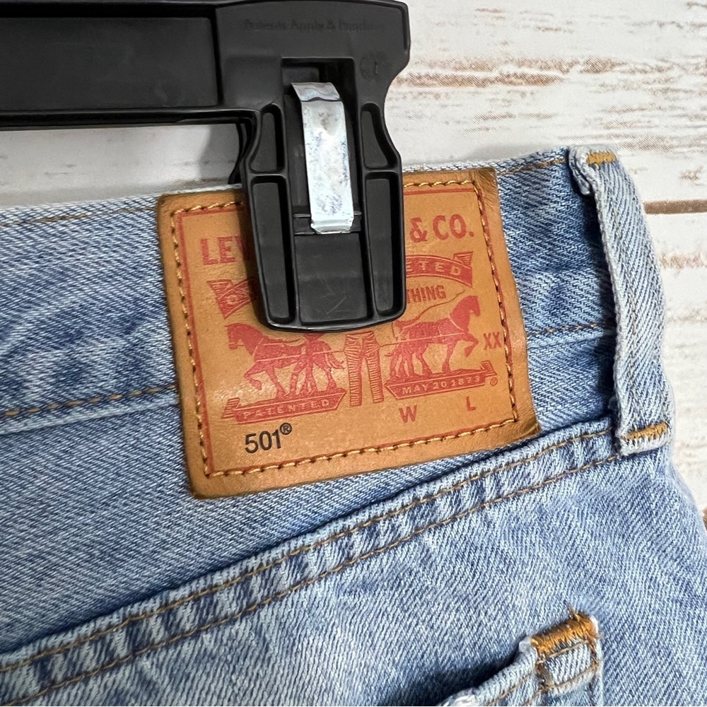 Levi’s 501 Button Fly Patchwork Cut Off Raw Hem S… - image 3